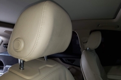 Detalle cabecera asiento copiloto
