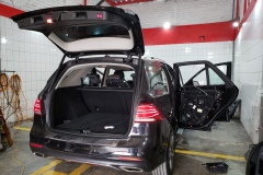 MERCEDES  BENZ GLE400...DESMONTAJE DE LUNAS