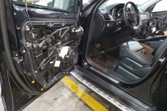 MERCEDES  BENZ GLE400...DESMONTAJE DE LUNAS