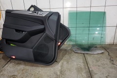 MERCEDES  BENZ GLE400...DESMONTAJE DE LUNAS